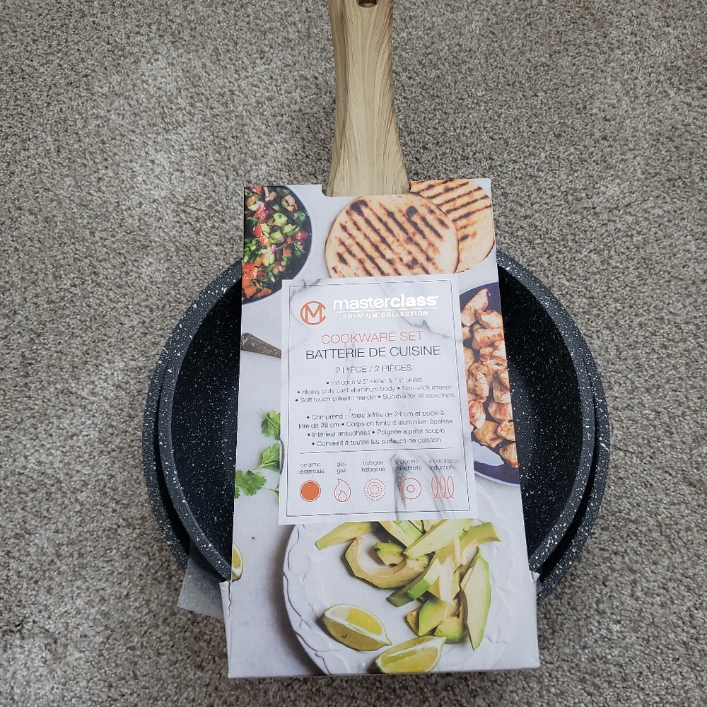 Masterclass 9.5" and 11" skillets